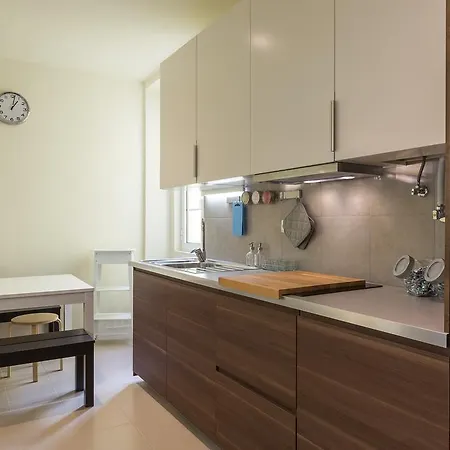 Lxroller Premium Guest house